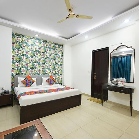 OYO 22154 Hotel Delhi Darbar Buitenkant foto