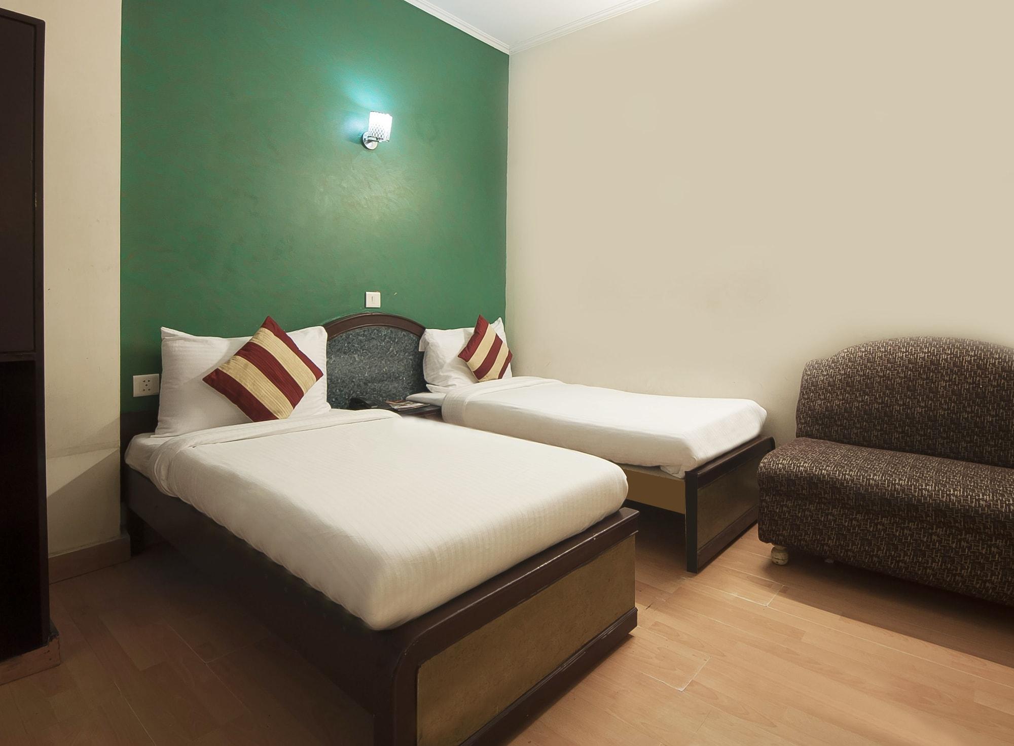 OYO 22154 Hotel Delhi Darbar Buitenkant foto