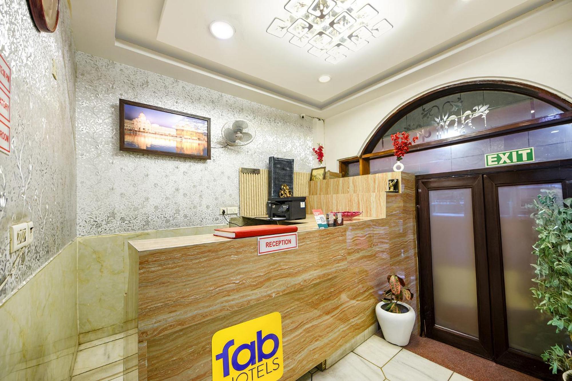 OYO 22154 Hotel Delhi Darbar Buitenkant foto