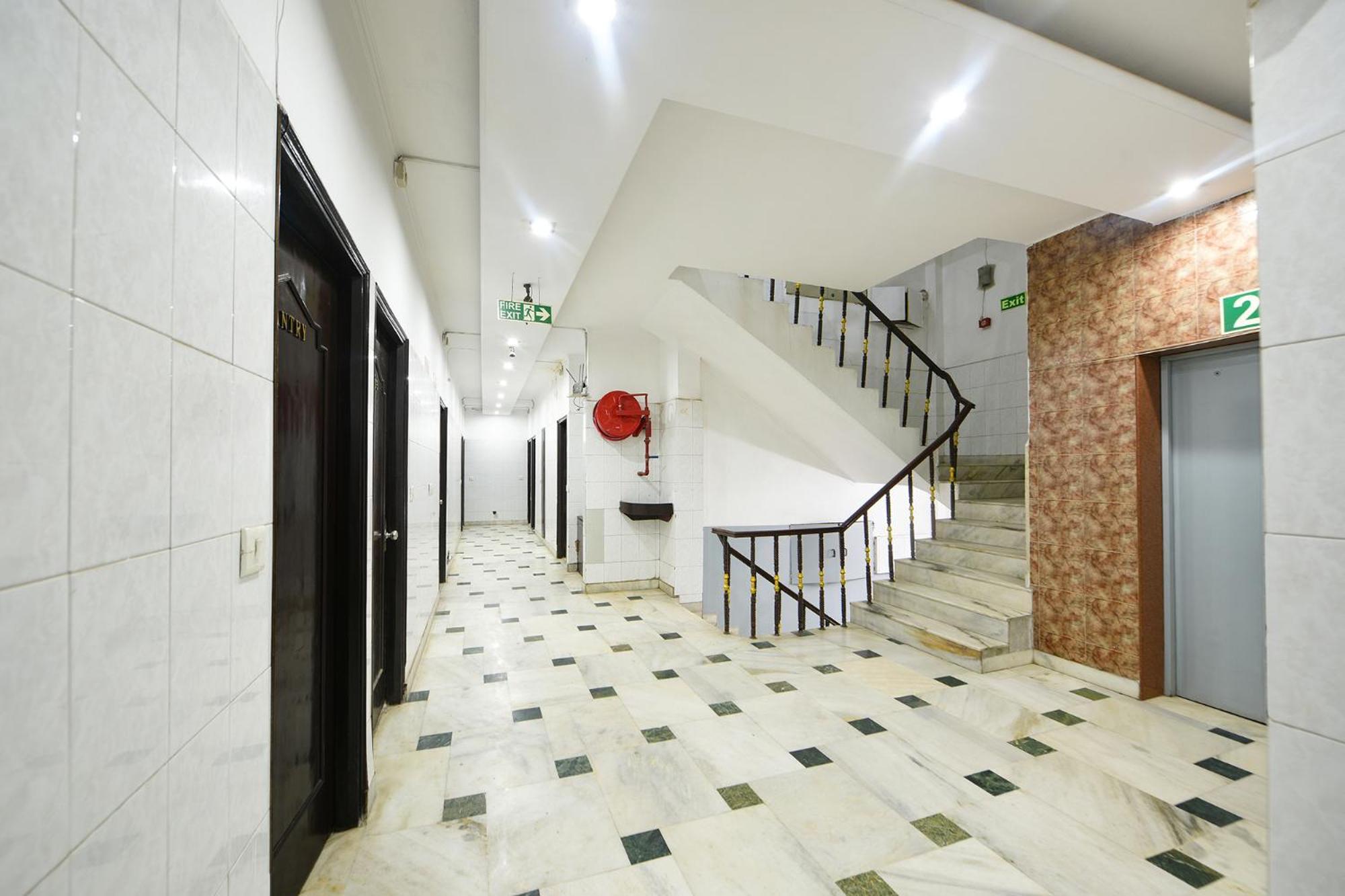OYO 22154 Hotel Delhi Darbar Buitenkant foto