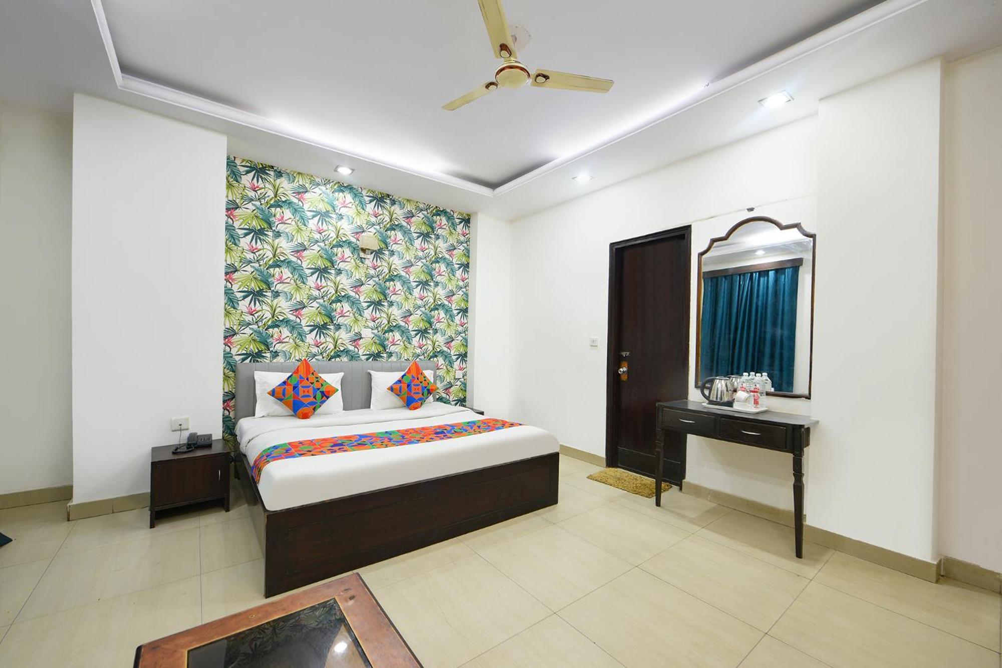 OYO 22154 Hotel Delhi Darbar Buitenkant foto