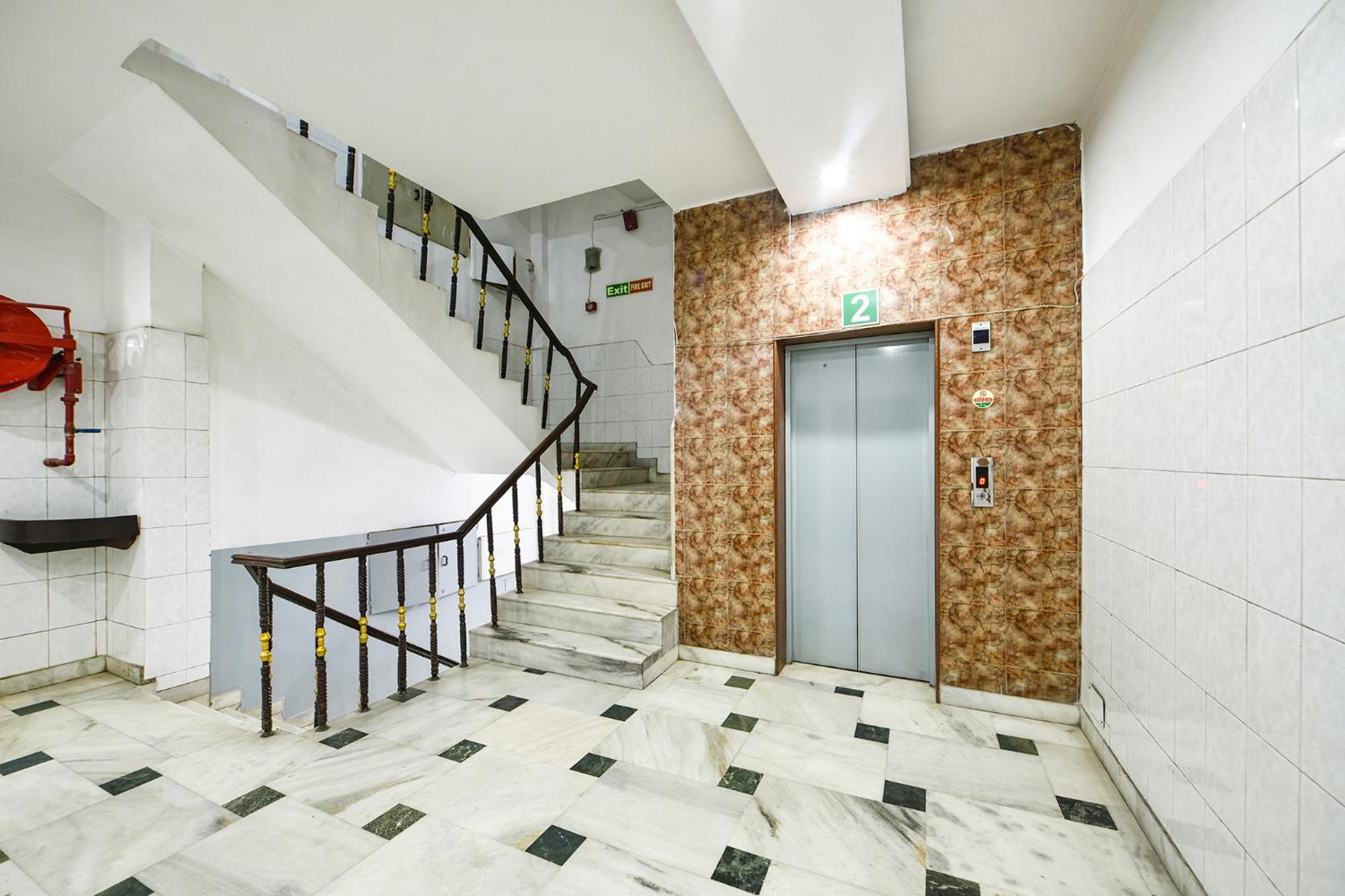 OYO 22154 Hotel Delhi Darbar Buitenkant foto