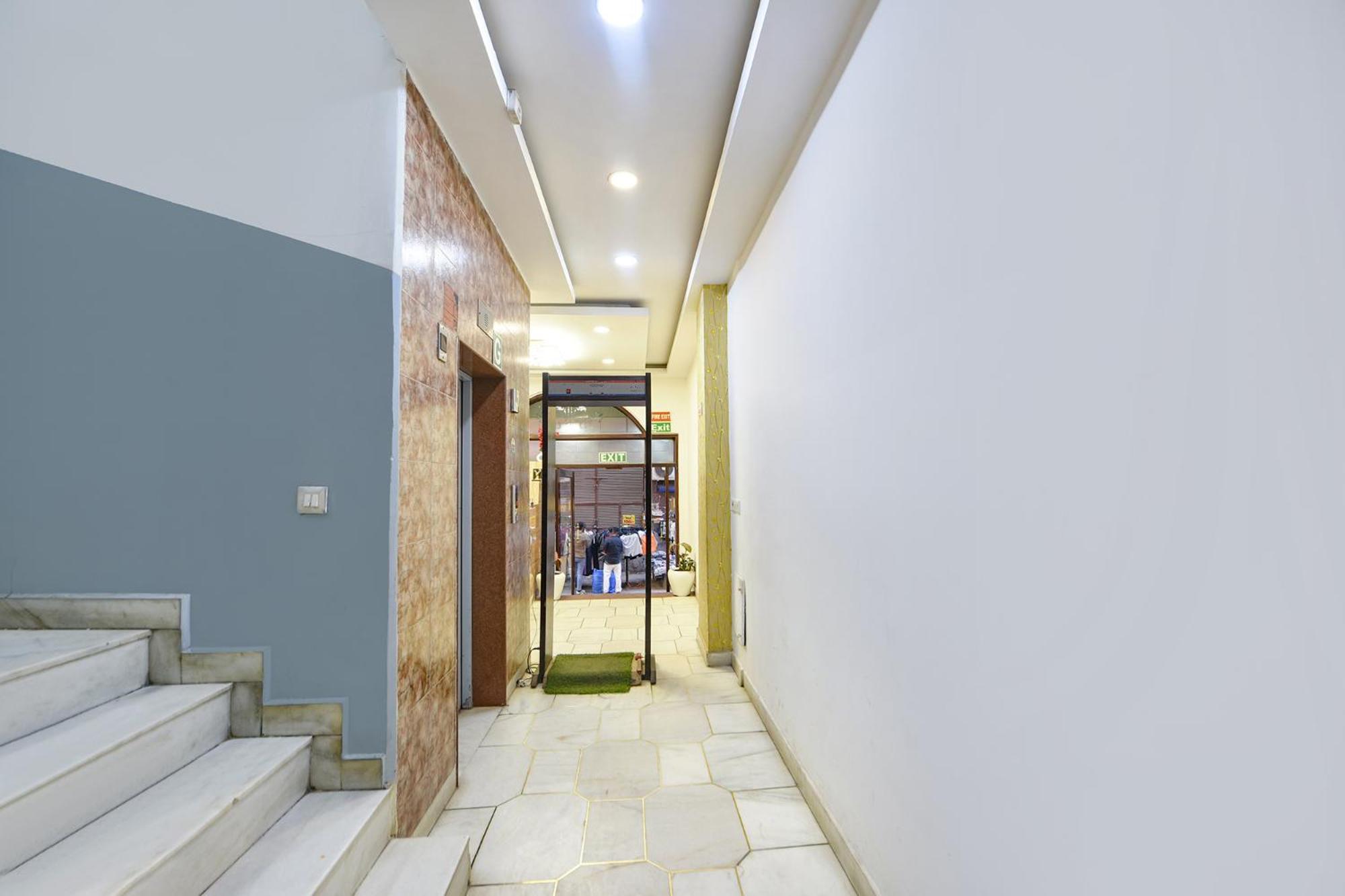 OYO 22154 Hotel Delhi Darbar Buitenkant foto