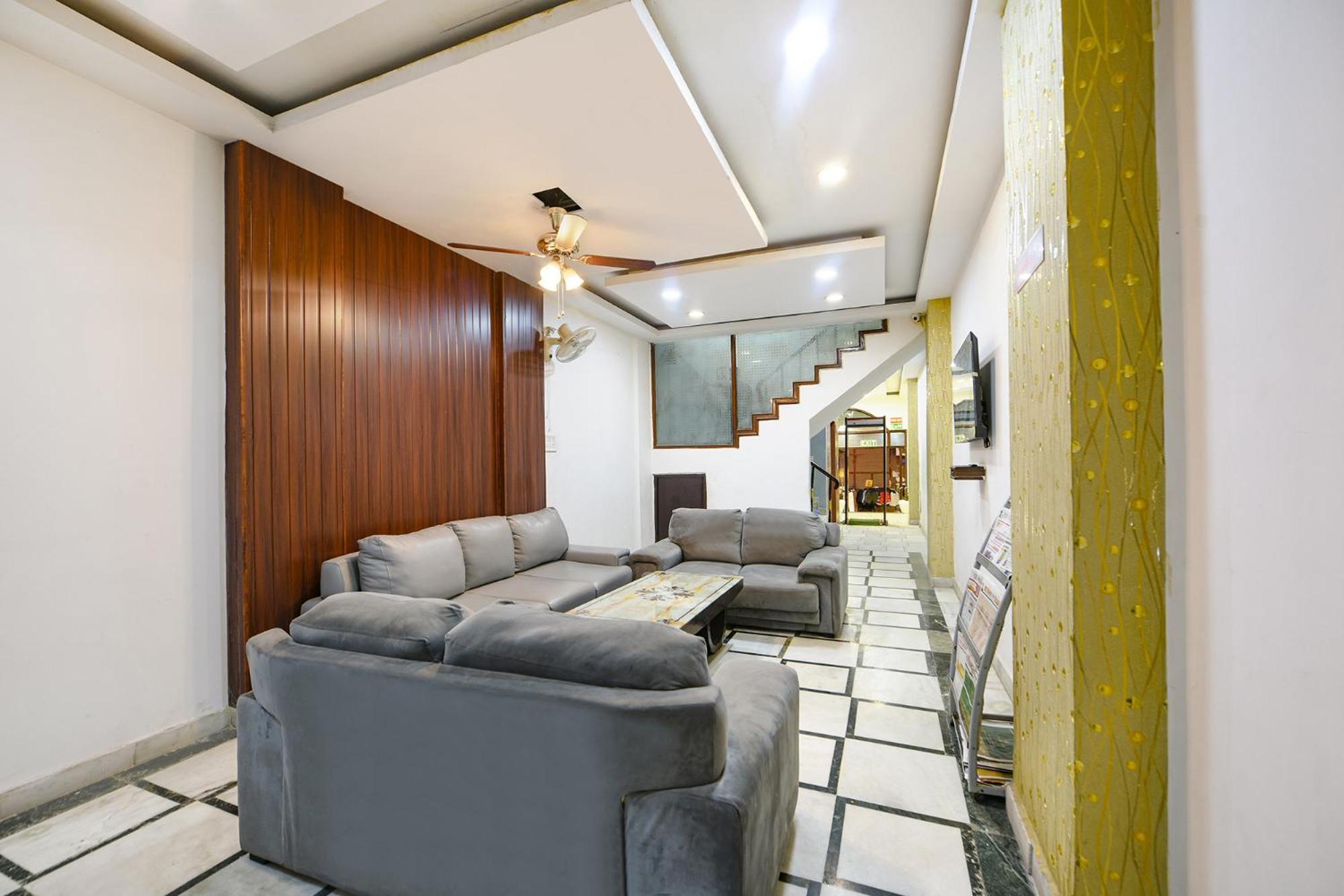 OYO 22154 Hotel Delhi Darbar Buitenkant foto